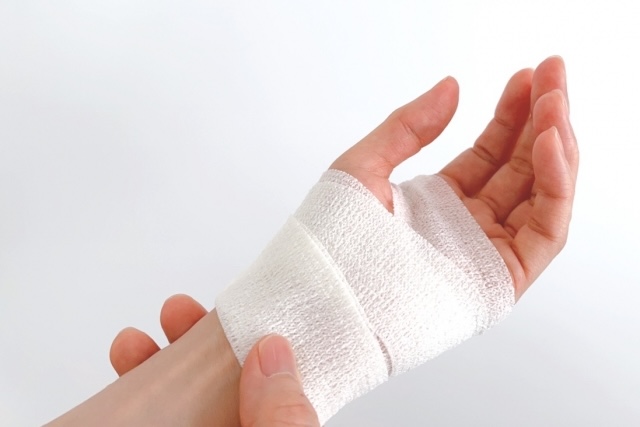 擦り傷・切り傷・やけどについて