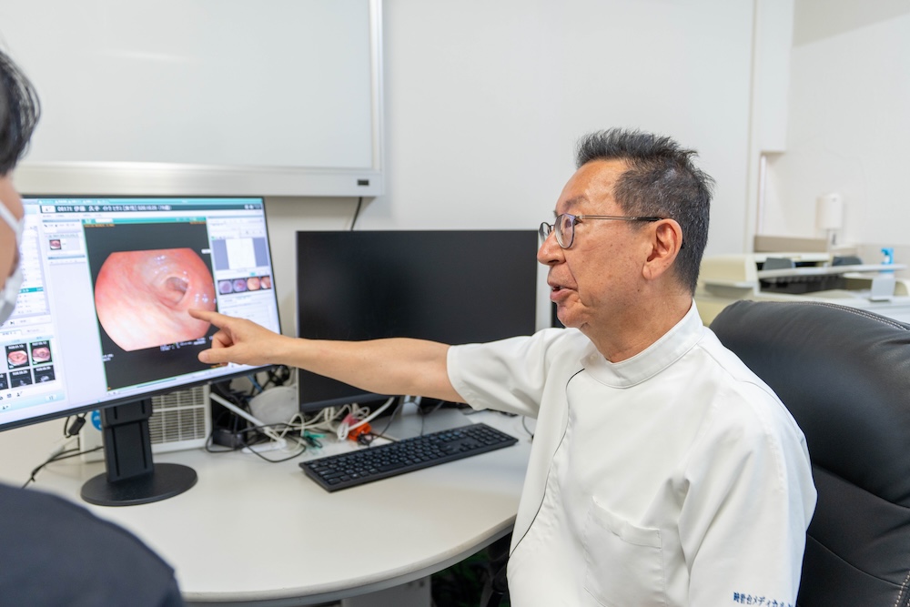 お腹の不調から胃カメラまで専門医による安心